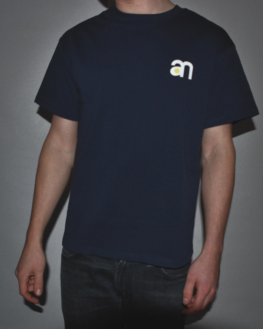 Navy Tee (T-skjorte)